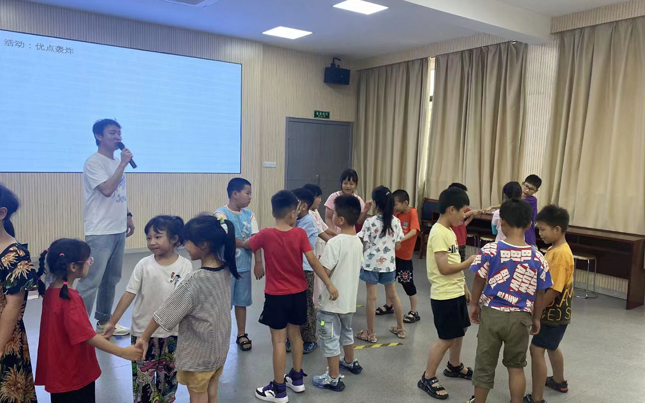 长兴龙观乡中心学校